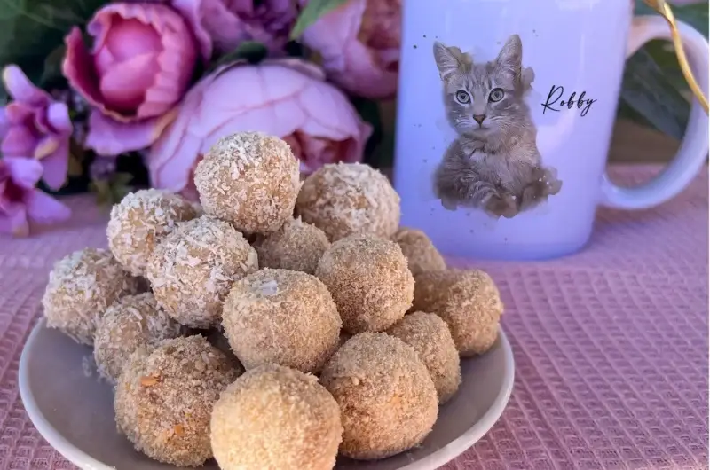 Energy balls with coconut